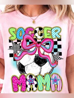 Soccer Mama graphic short sleeve tee XL Gildan Light Pink